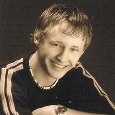 Profile Picture of Jonathan Weigel (@jonwiggle) on Twitter