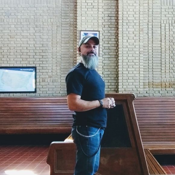 Profile Picture of Steven Demilo (@sdemilo1) on Poshmark