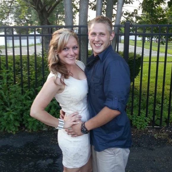 Profile Picture of Candace Boyd (@candeeb84) on Poshmark