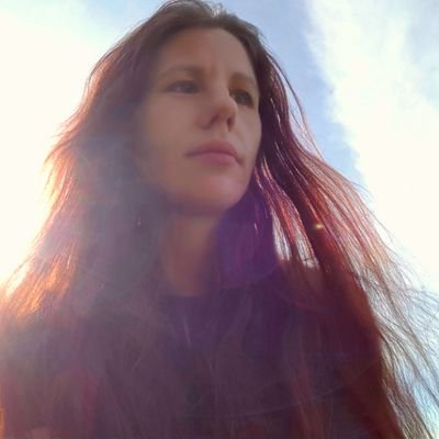 Profile Picture of Amy (@AmyAmyAmyHull) on Twitter