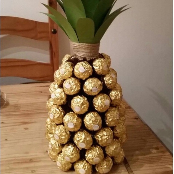 Profile Picture of Lorena Conejo (@lorena411) on Poshmark