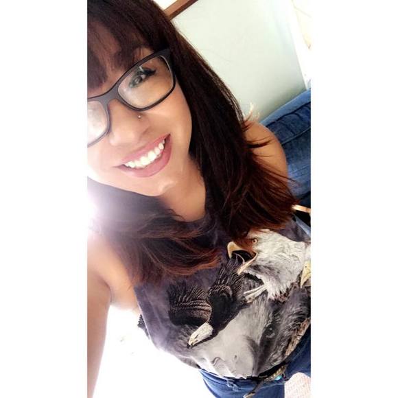 Profile Picture of Renee Escobar (@naynay0826) on Poshmark