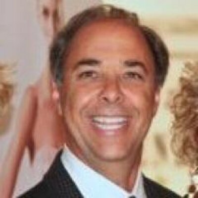 Profile Picture of Peter Grimes (@vowsinsider) on Twitter