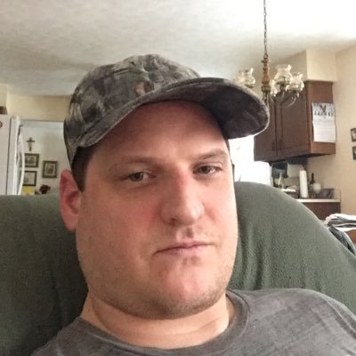 Profile Picture of Mike Weller (@weller578) on Twitter