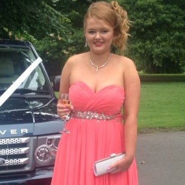 Profile Picture of Hannah Lowe (@hannahlowe1) on Twitter