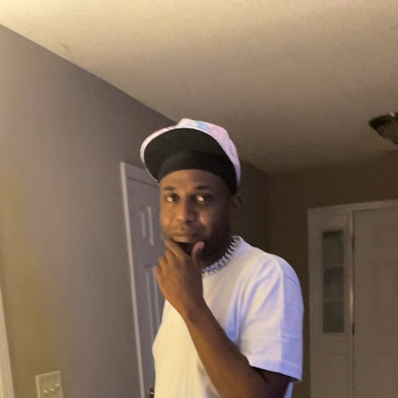 Profile Picture of William Benjamin (@williambenja202) on Poshmark