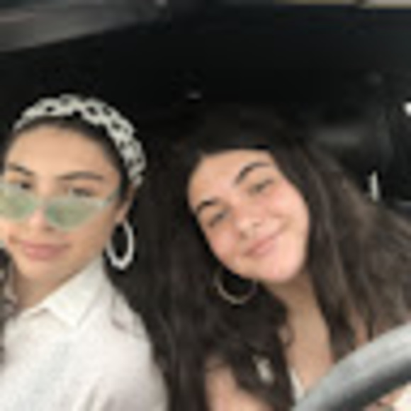 Beyla Cantero - Poshmark Profile Picture of Beyla Cantero (@beylacantero07) on Poshmark