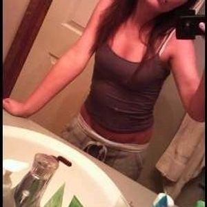 Profile Picture of Kaylee Ach (@luvualatte) on Myspace