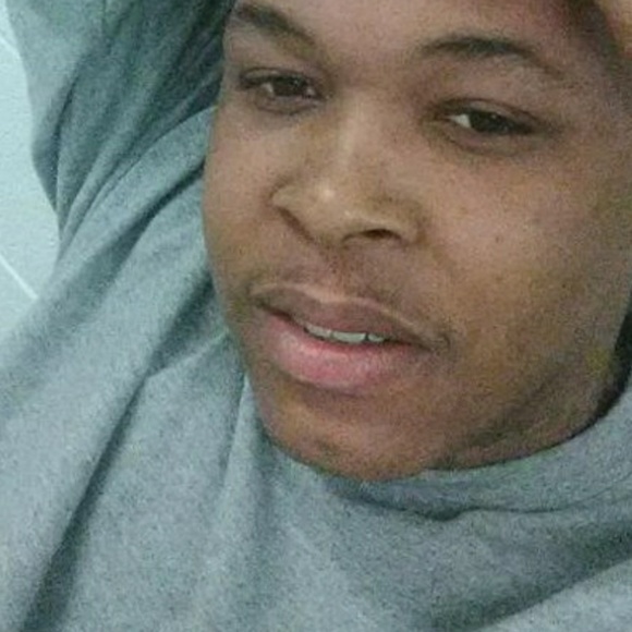 Profile Picture of Calvin Douglas (@bankteller40) on Poshmark