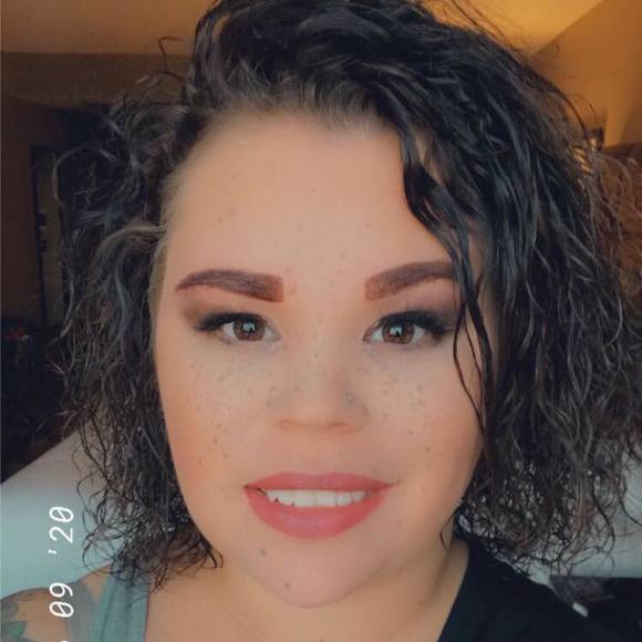 Stephanie Levinski - Poshmark Profile Picture of Stephanie Levinski (@steppylevinski) on Poshmark