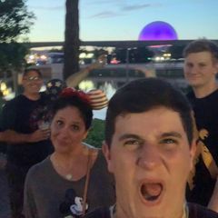 Profile Picture of Lori Pellegrini Henr (@loripellegrinihen) on Tiktok