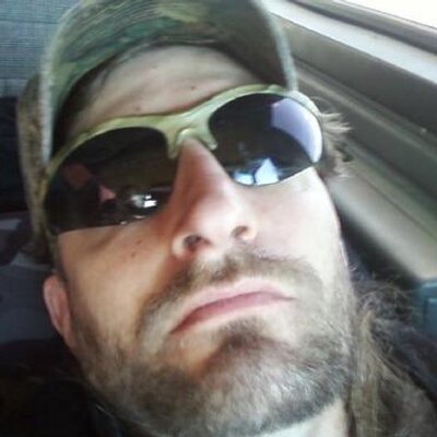 Profile Picture of Michael C Hering (@RedneckDaddy_05) on Twitter