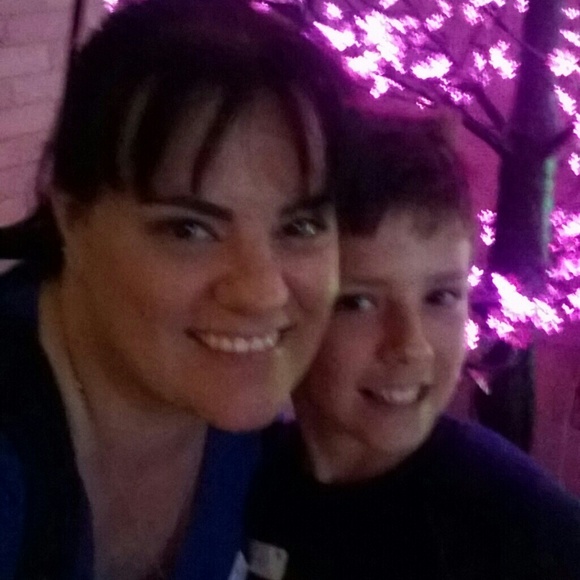 Profile Picture of Sarah Mcley (@smcley) on Poshmark