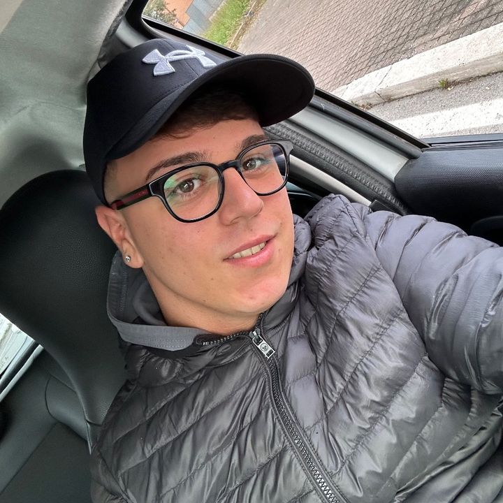 Profile Picture of LEONARDO AVERSA (@____leonardooo) on Tiktok