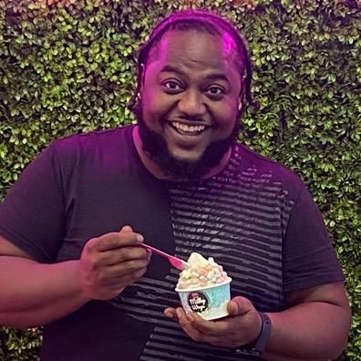 Profile Picture of Harve (@spark_us_harvey) on Tiktok
