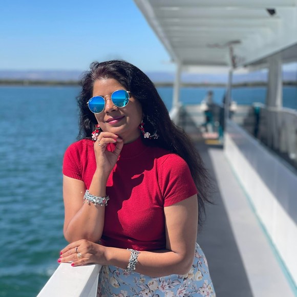 Profile Picture of Swati anirudh Singh (@swatiacqua) on Poshmark