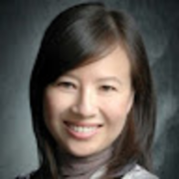Profile Picture of Houng Lau (@marghoung) on Poshmark