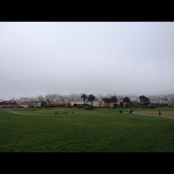 Profile Picture of Maria Hernandez (@maria92691) on Poshmark