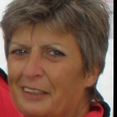 Profile Picture of Iris Frank (@iris_frank) on Twitter