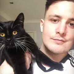 Profile Picture of Andrew Gelston998 (@user7644820465098) on Tiktok