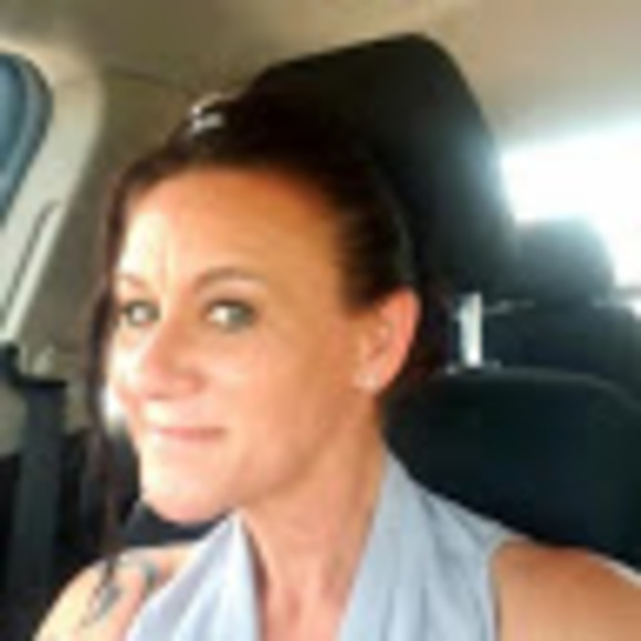 Profile Picture of Shannon Tedrick (@shannontedrick) on Poshmark