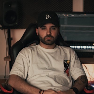 Profile Picture of David Marley (@DavidMarleyProd) on Twitter