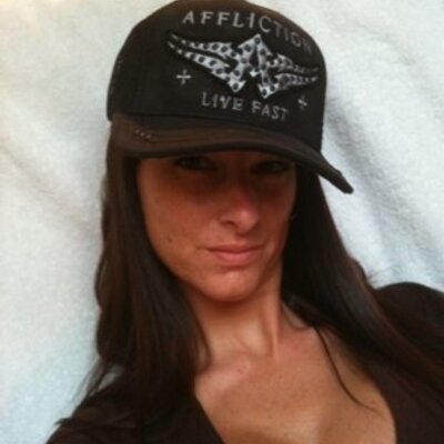 Profile Picture of Jodi Dennis (@jodi_moto) on Twitter