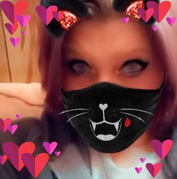 Profile Picture of Dawn Michelle (@dawnmichelle260) on Poshmark