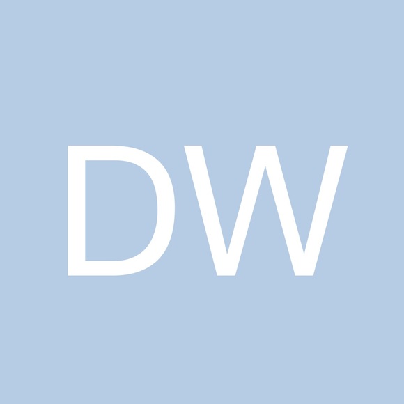 Duncan Wallace - Poshmark Profile Picture of Duncan Wallace (@dbhakti) on Poshmark