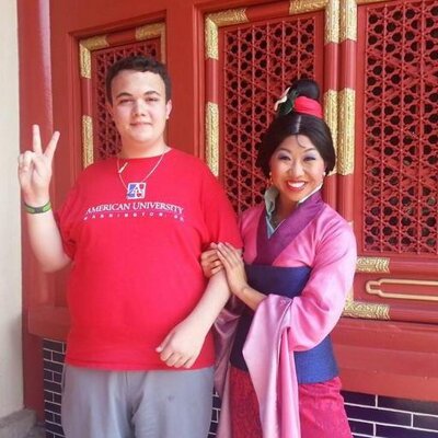 Profile Picture of Pedro Vigil, Jr. (@WeiBaiZhuo) on Twitter