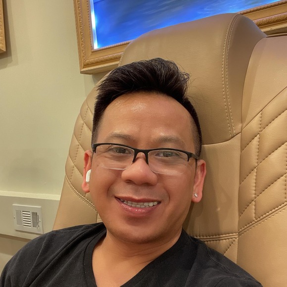 Profile Picture of Eric Phan (@tuankiet_7979) on Poshmark