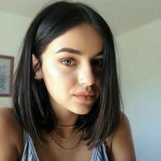 Profile Picture of Laura Villareal (@LauraVillareal) on Twitter