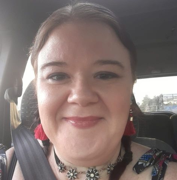 Profile Picture of Christy Chrisp (@christychrisp) on Poshmark