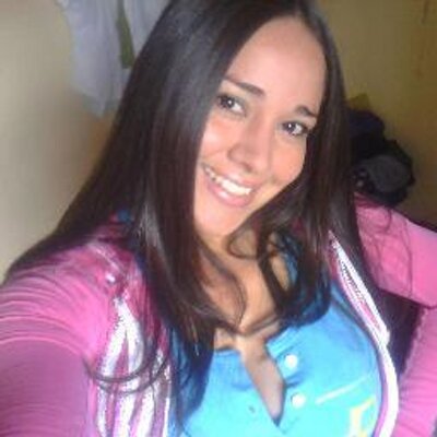 Profile Picture of Iris Berrios (@111IrisBerrios) on Twitter
