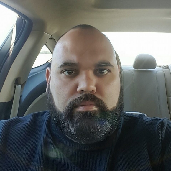 Profile Picture of Jason Schmitt (@jsnschmitt) on Poshmark