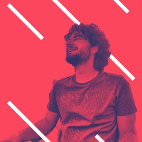 Profile Picture of Ashkan Filmer (@ashkanvg) on Poshmark
