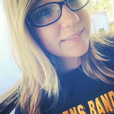 Profile Picture of Hailey Sands (@TylerLover87) on Twitter