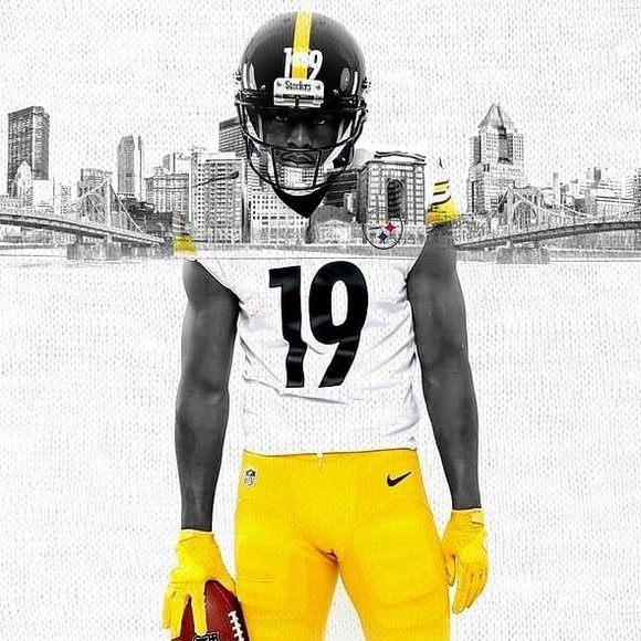 Profile Picture of Stephen Harasyn (@sharasyn500) on Poshmark