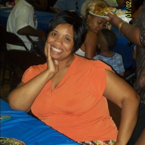 Deveau Troy - Poshmark Profile Picture of Deveau Troy (@deveau1) on Poshmark