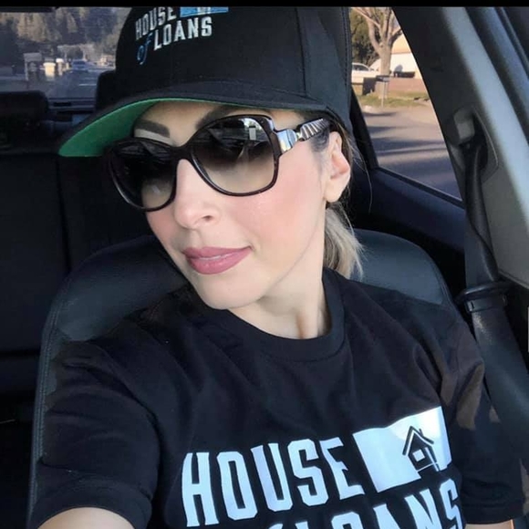 Profile Picture of Patty Martinez (@pattystigler) on Poshmark