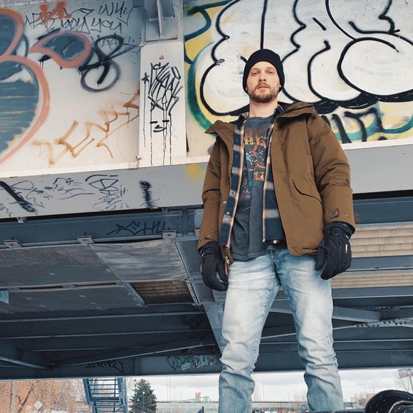 Profile Picture of Tyler Robillard (@tyrobillard) on Poshmark