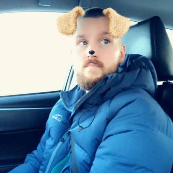 Profile Picture of Zachary Kurth (@zachwaynek) on Poshmark