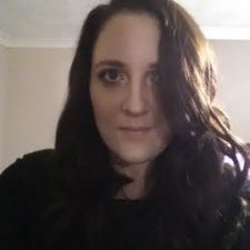 Profile Picture of Amanda Buckle (@amandajbuckle79) on Twitter