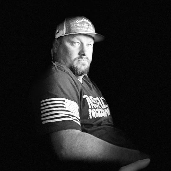Profile Picture of Doug Talbott (@cop7) on Poshmark