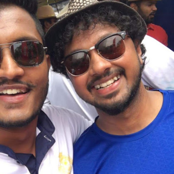 Profile Picture of Dilo Weerasinghe (@itsdilantha) on Poshmark