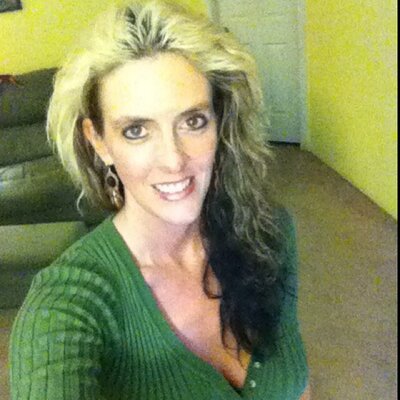 Profile Picture of Dena Jo Knapp (@DenaJoK) on Twitter