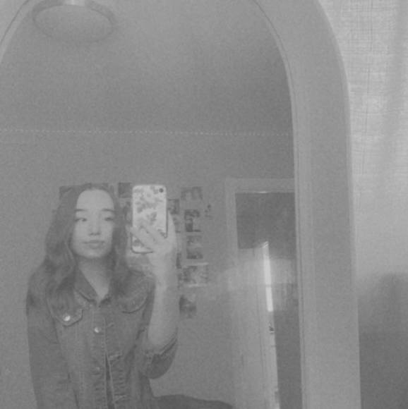 Profile Picture of Layla Mchugh (@laylamiamchugh) on Poshmark