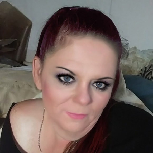 Opale Whitney williams - Poshmark Profile Picture of Opale Whitney williams (@opaletanner) on Poshmark