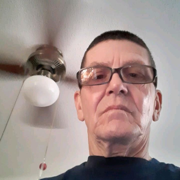 Profile Picture of Robert Coley (@robertcoley21) on Tiktok