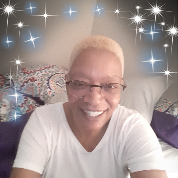 Profile Picture of Phyllis Greer (@phyllis_greer) on Poshmark